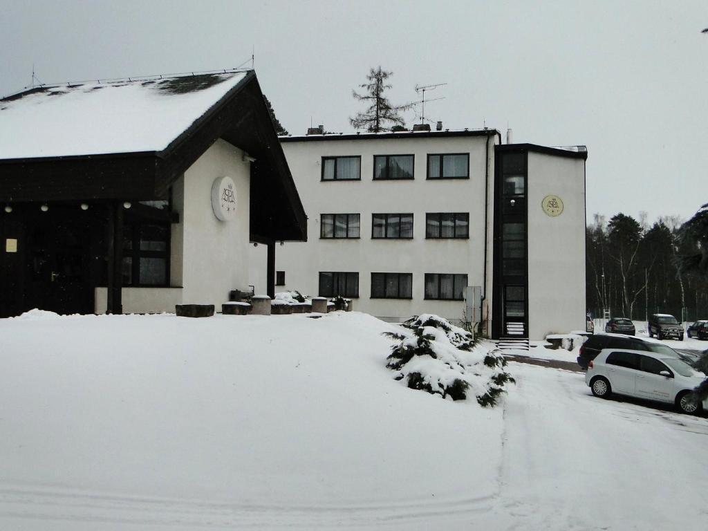 Hotel Astra Tuchlovice Eksteriør bilde